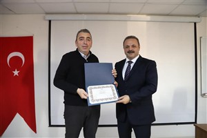 2025 Fakültesi Akademik Genel Kurul Toplantısı'nda Fizik Bölümü Başarıları Öne Çıktı